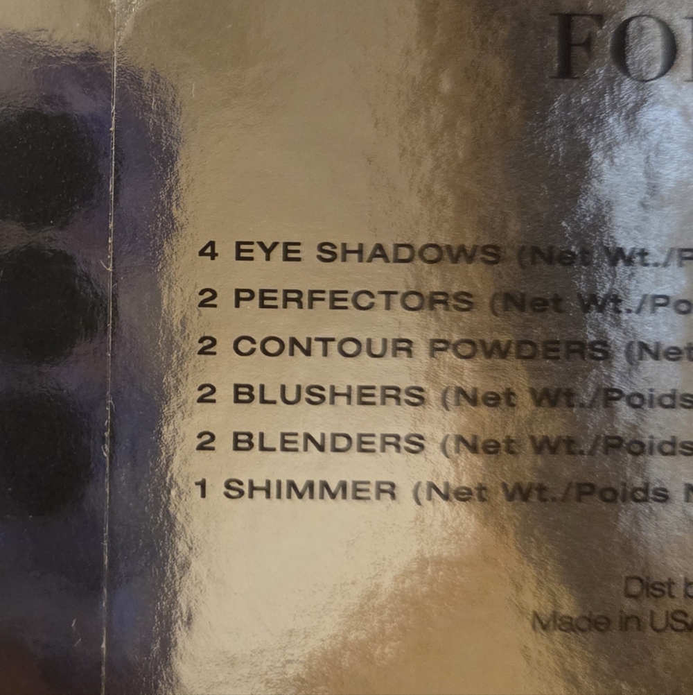Woosh Beauty "Fold Out Face" complete Makeup Palette - Picture 7 of 17